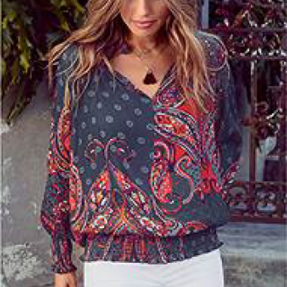 NWT Paisley Top